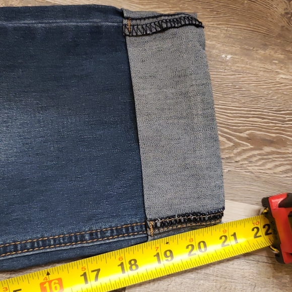 Blue Jean's crop - Picture 6 of 12